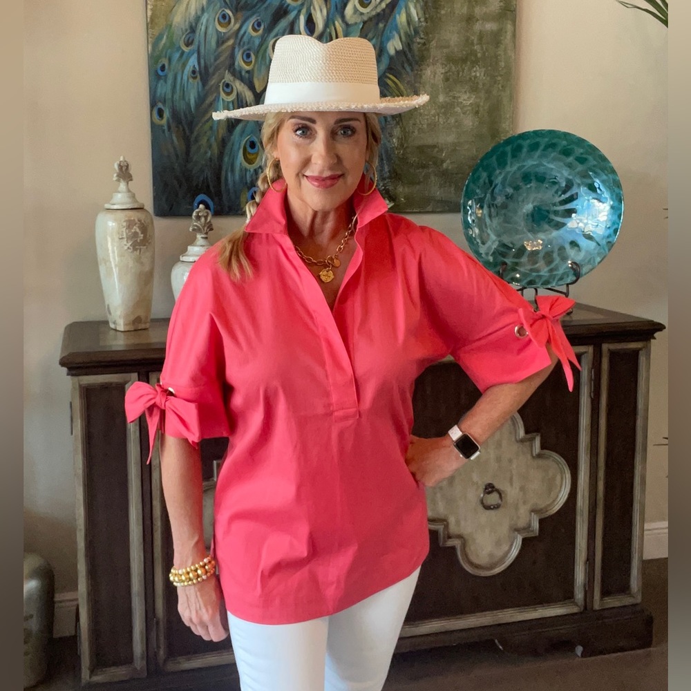 Ladies Solid Coral Tunic, Poplin Grommet-Detail